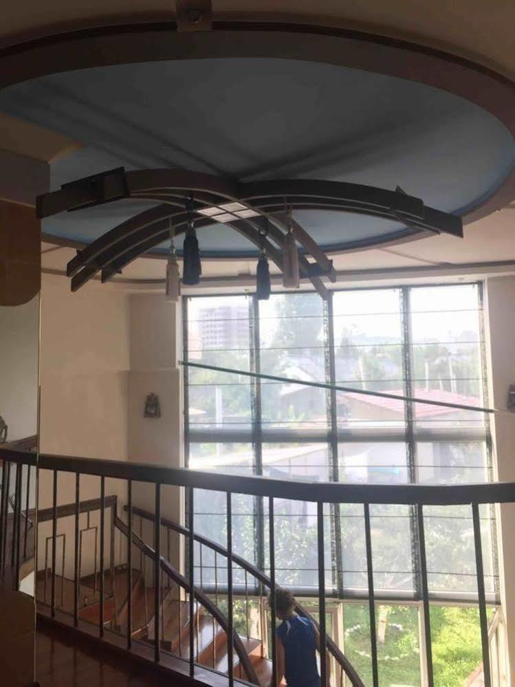 Tunduk Hostel Bishkek Esterno foto