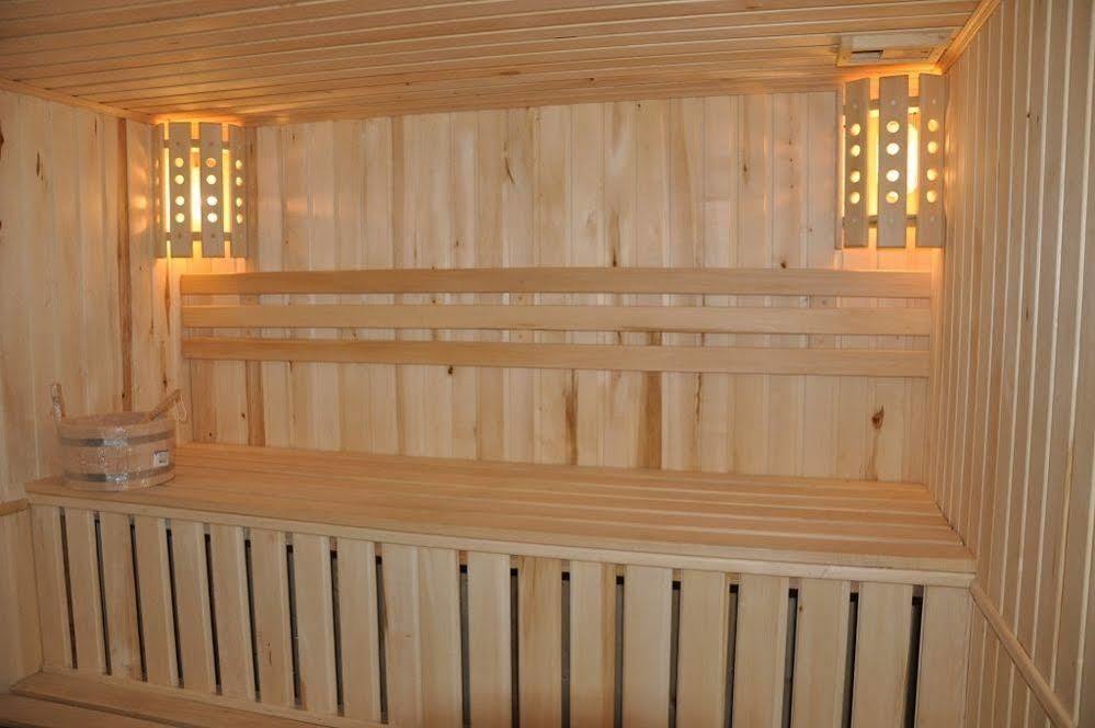 Tunduk Hostel Bishkek Esterno foto